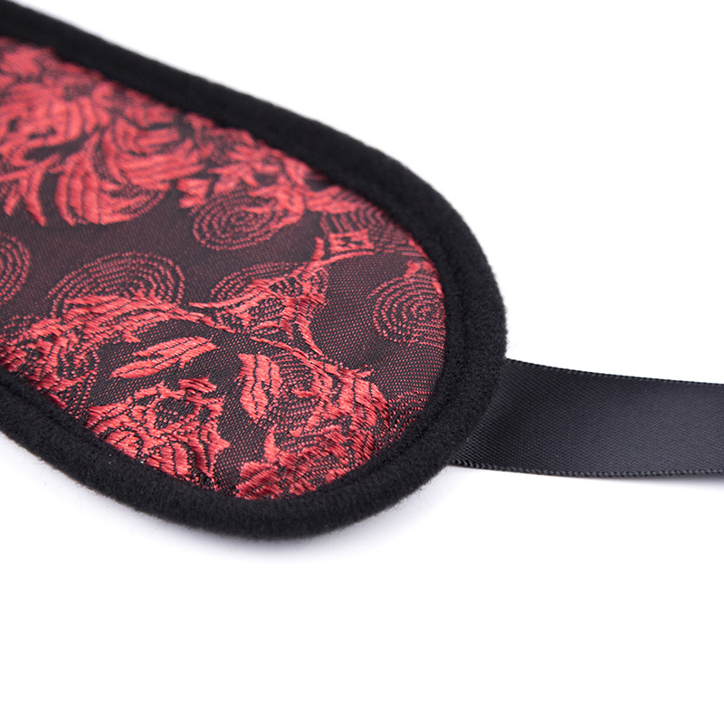 Delicate SM Jacquard Fabric Flirting Mask